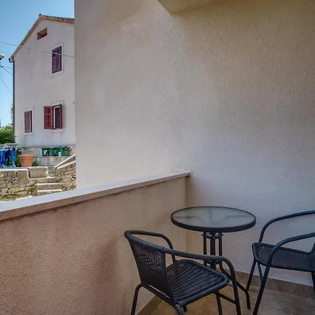 Apartment Mirjana New Mali Losinj Exterior photo